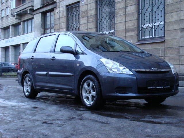 2003 Toyota Wish