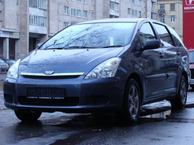2003 Toyota Wish