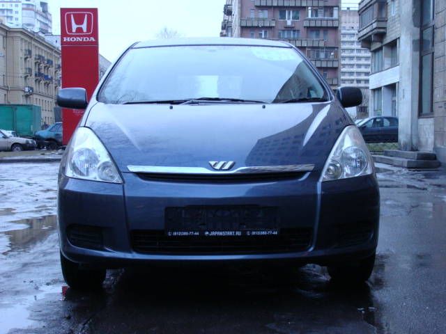 2003 Toyota Wish