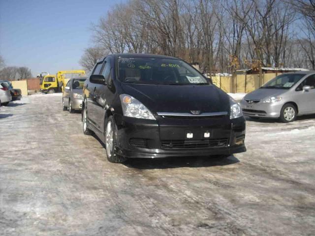 2003 Toyota Wish