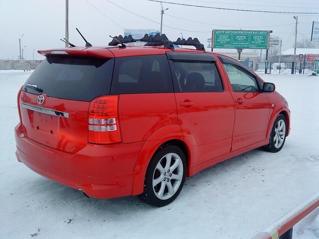 2003 Toyota Wish