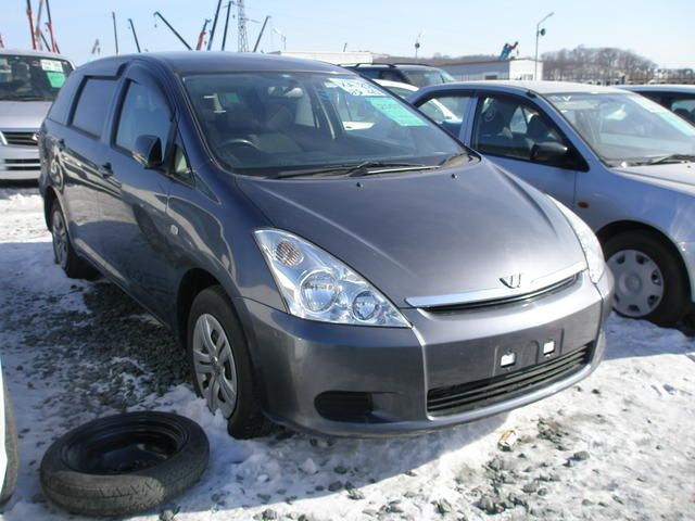 2003 Toyota Wish