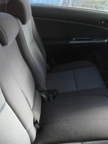 2003 Toyota Wish