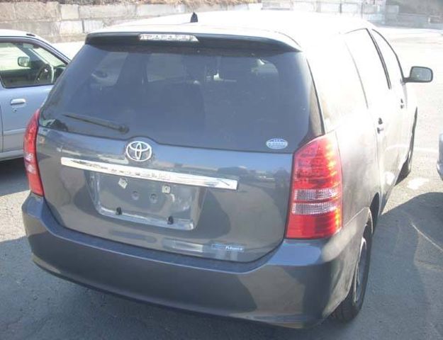 2003 Toyota Wish