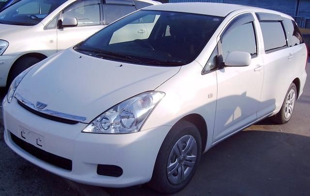 2003 Toyota Wish