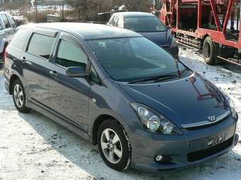 2003 Toyota Wish