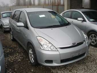 2003 Toyota Wish