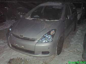 2003 Toyota Wish