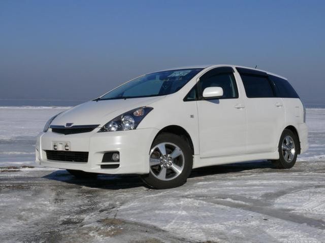 2003 Toyota Wish
