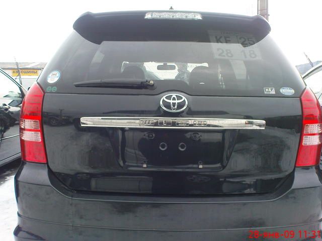 2003 Toyota Wish