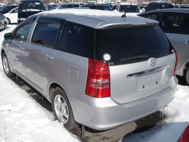 2003 Toyota Wish