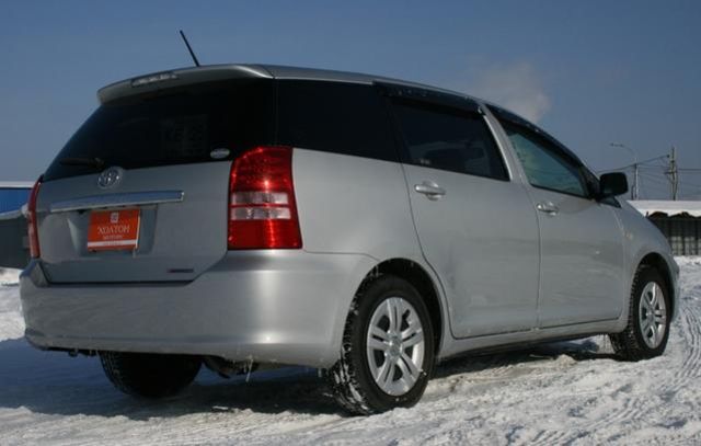 2003 Toyota Wish