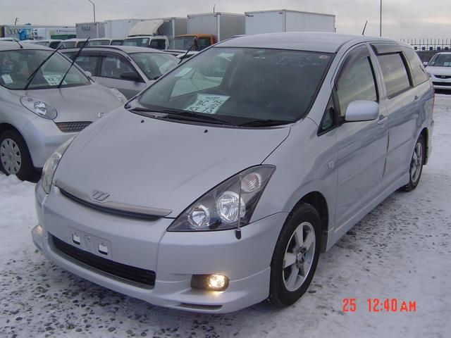 2003 Toyota Wish