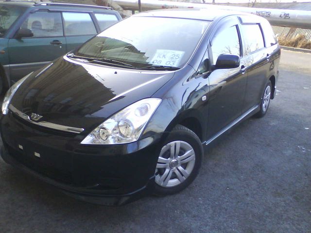 2003 Toyota Wish