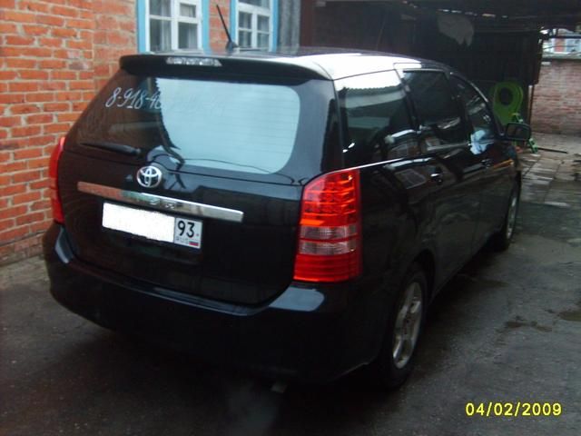 2003 Toyota Wish