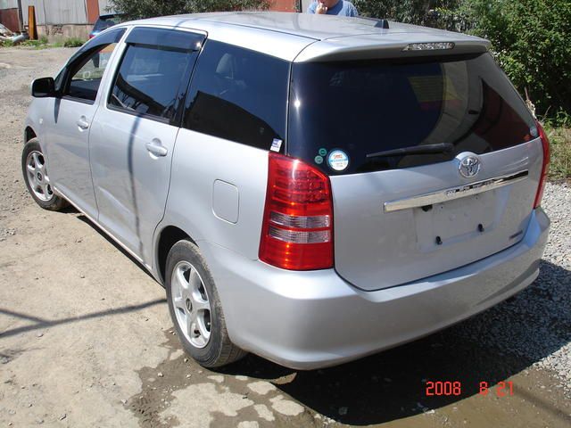 2003 Toyota Wish