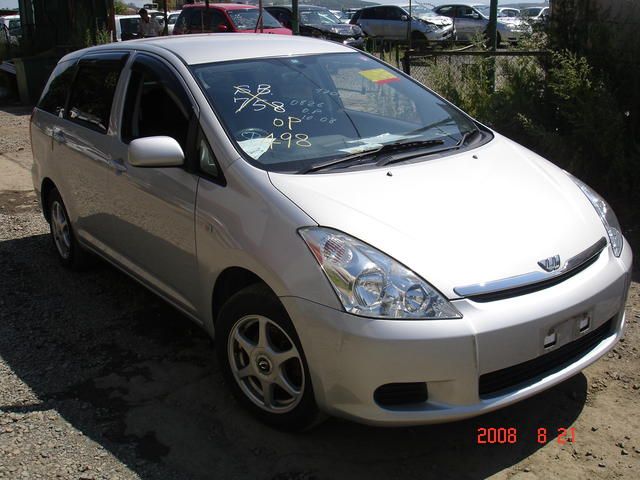 2003 Toyota Wish