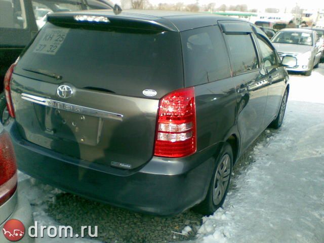 2003 Toyota Wish