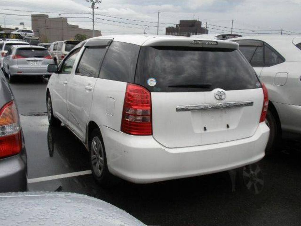 2003 Toyota Wish