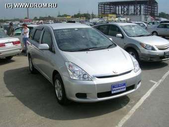 2003 Toyota Wish