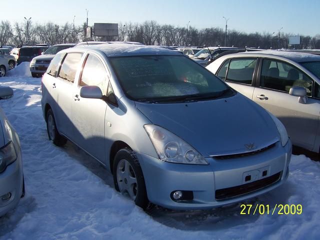 2003 Toyota Wish