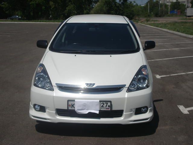 2003 Toyota Wish