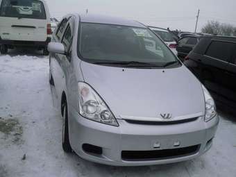 2003 Toyota Wish