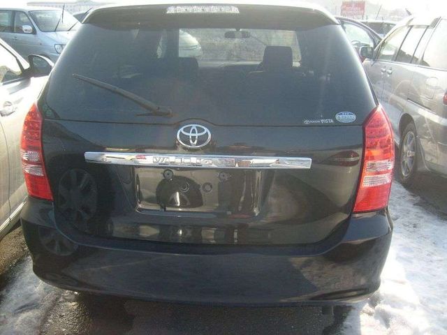 2003 Toyota Wish