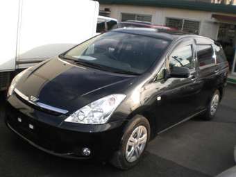 2003 Toyota Wish