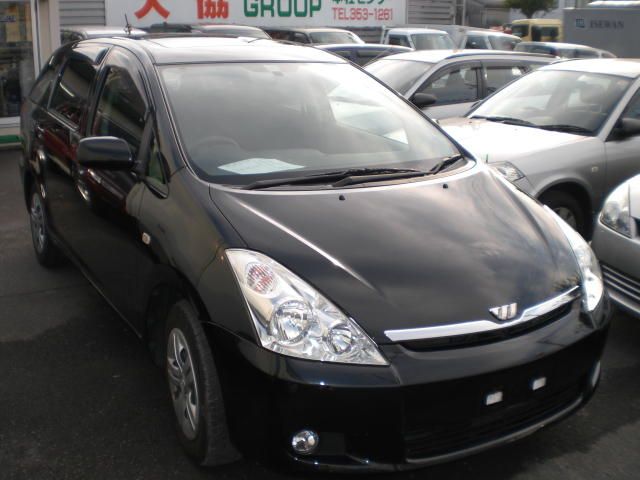 2003 Toyota Wish