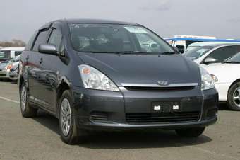 2003 Toyota Wish