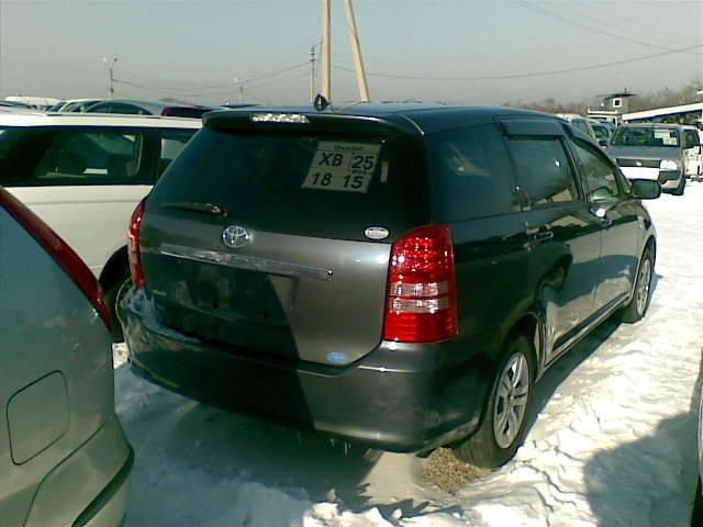 2003 Toyota Wish