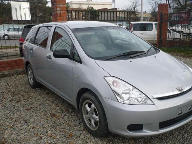 2003 Toyota Wish