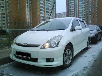 2003 Toyota Wish