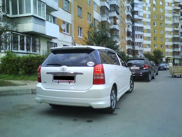 2003 Toyota Wish