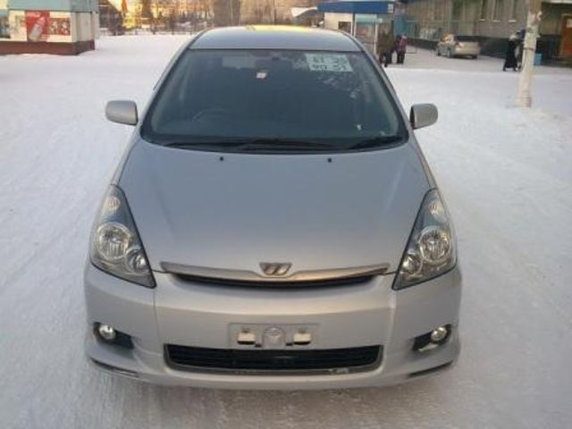2003 Toyota Wish