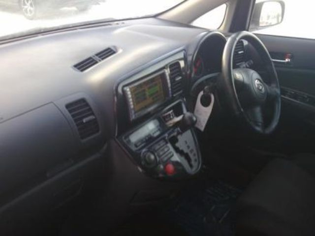 2003 Toyota Wish