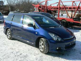 2003 Toyota Wish