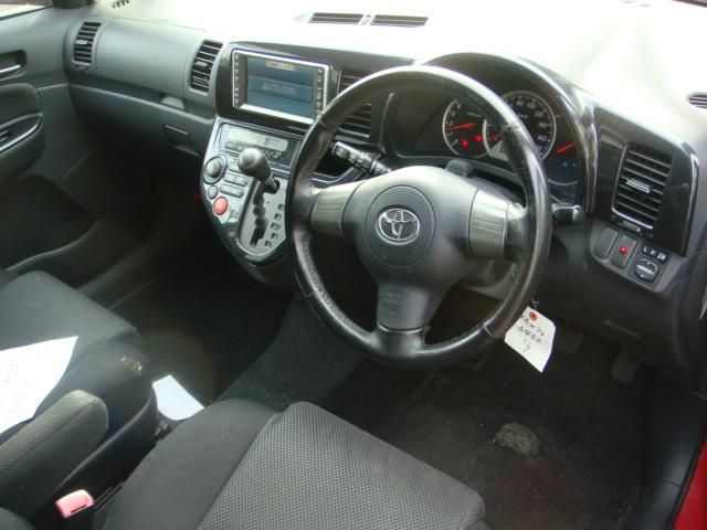 2003 Toyota Wish