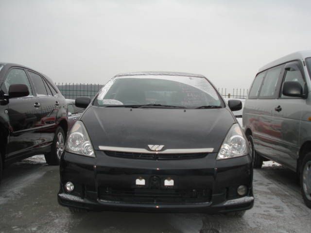 2003 Toyota Wish