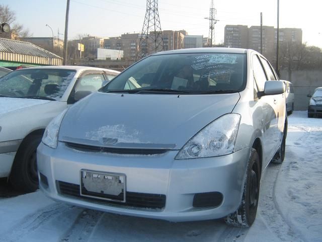 2003 Toyota Wish