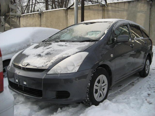 2003 Toyota Wish