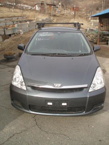 2003 Toyota Wish