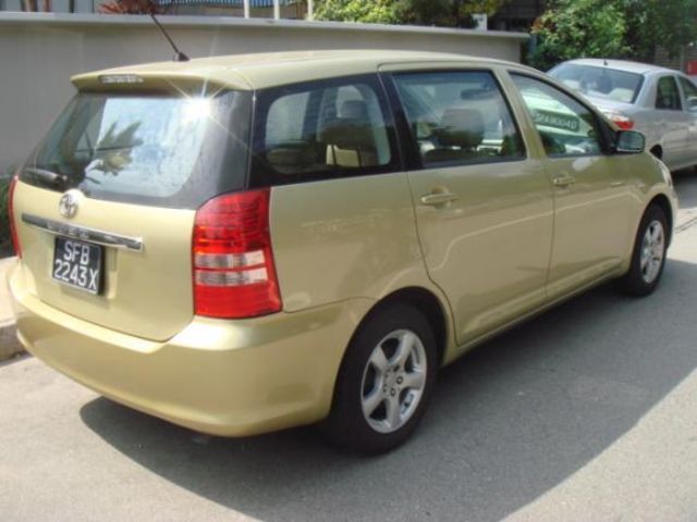 2003 Toyota Wish