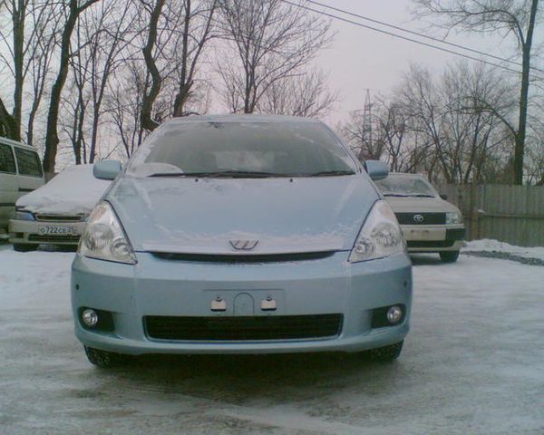 2003 Toyota Wish