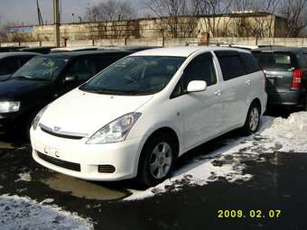 2003 Toyota Wish