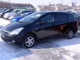 2003 Toyota Wish Pics