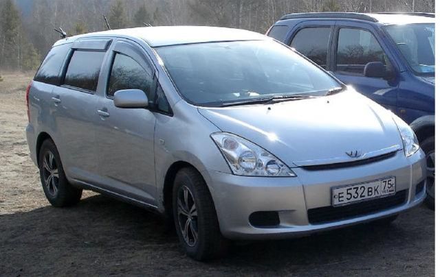 2003 Toyota Wish