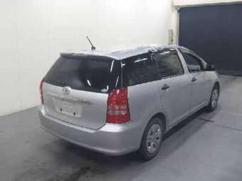 2003 Toyota Wish Pictures