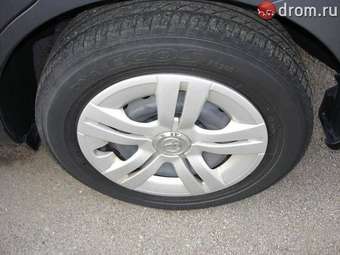 2003 Toyota Wish Pictures